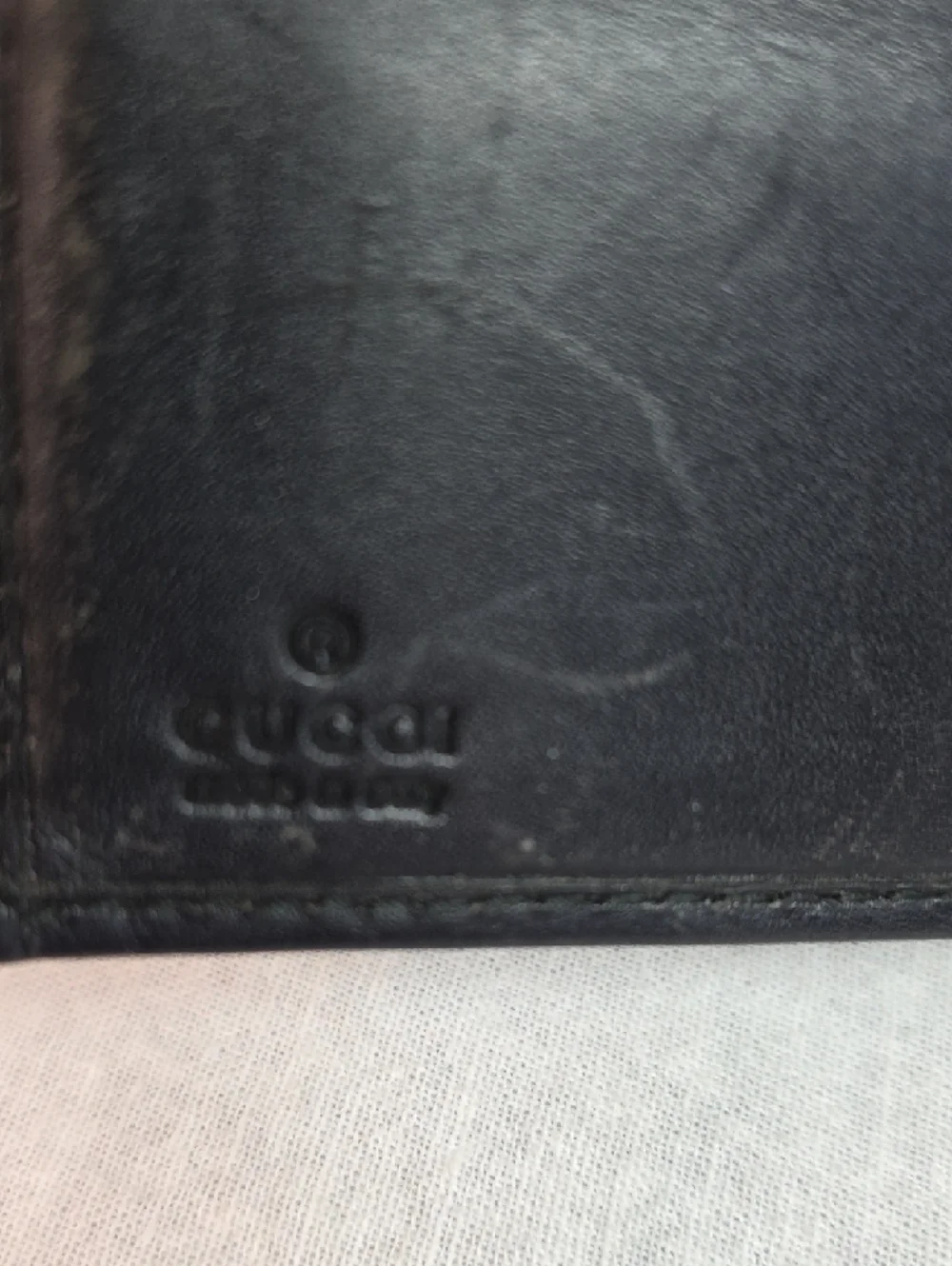 Gucci Vintage GG Canvas Wallet With Piston Lock - Picture 5 of 10